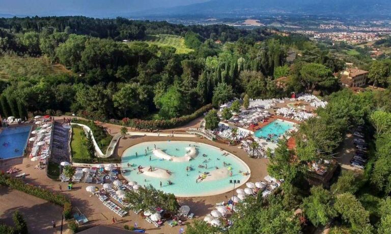 hu Norcenni Girasole village