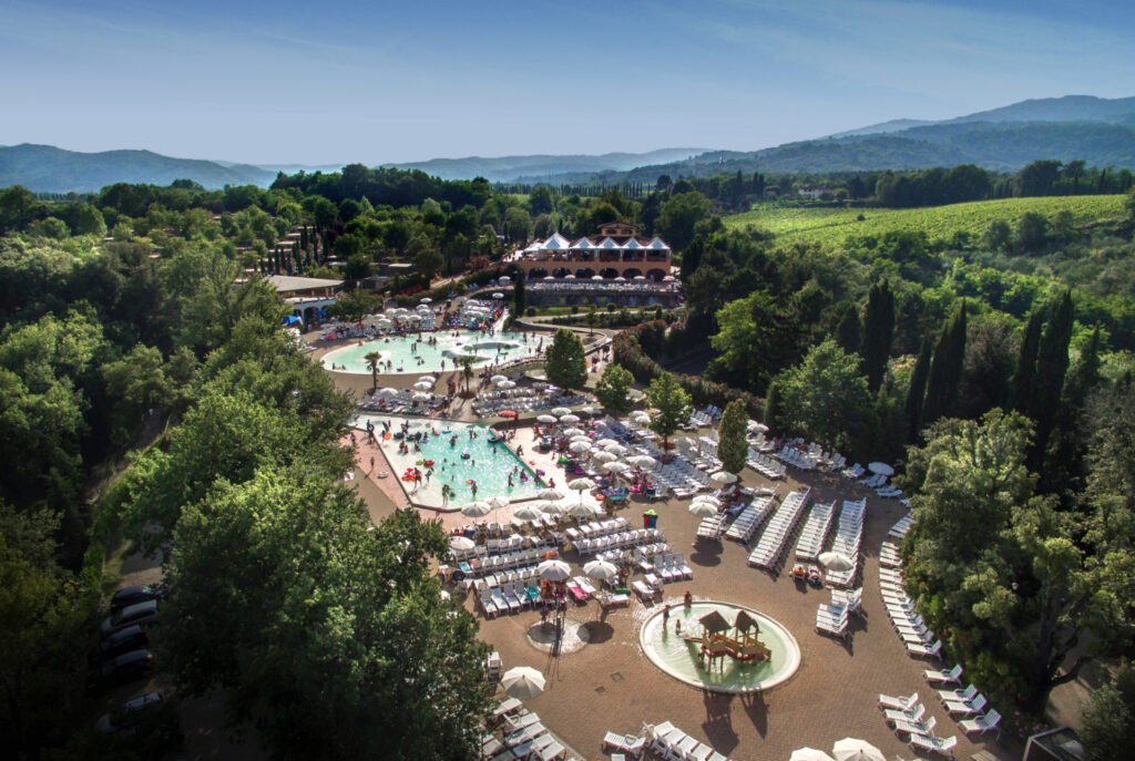hu Norcenni Girasole village parco aquatico piscine centro benessere
